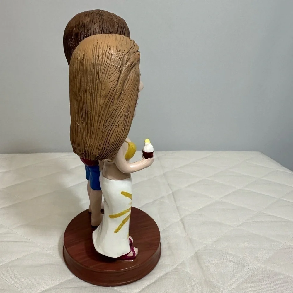 Happy Couple Bobbleheads Beach Vacation Cheers Siesta Theme Width 4” Height 7.5”